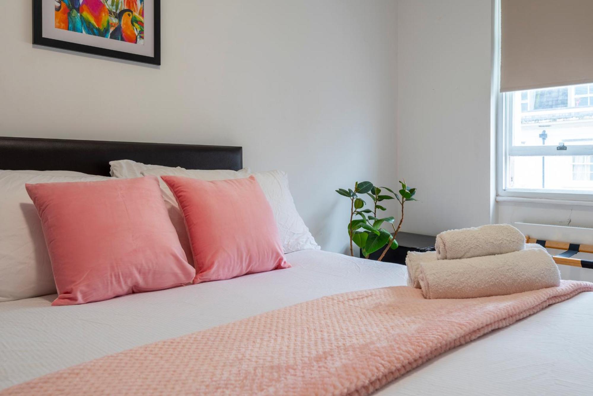 Dazzling Room Near Paddington/Elizabeth Stn لندن المظهر الخارجي الصورة